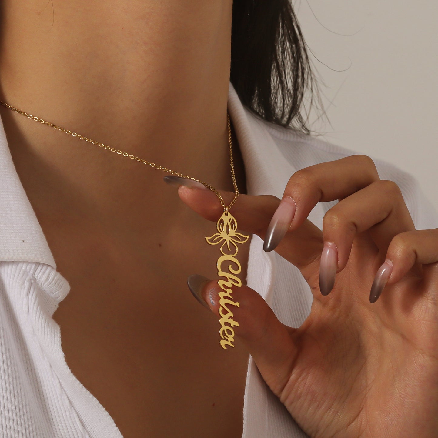 Floral Charm Vertical Name Necklace