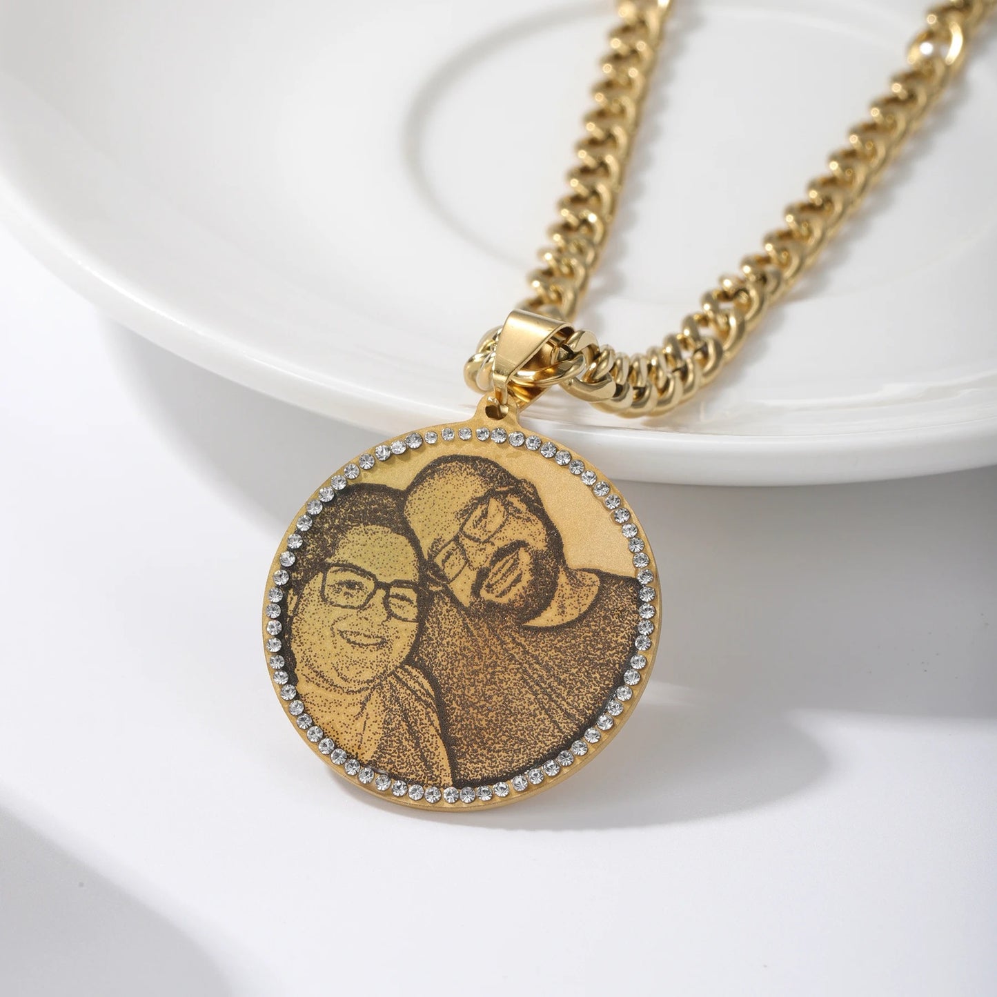 Round Engraved Photo Pendant Necklace