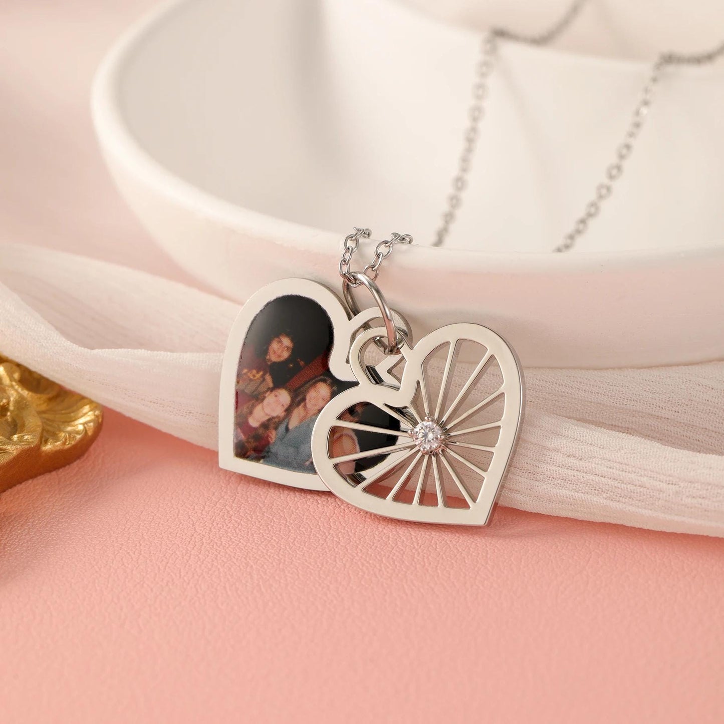 Heart Shaped Photo Locket Necklace: Stainless Steel Pendant with 13 Layered Pictures