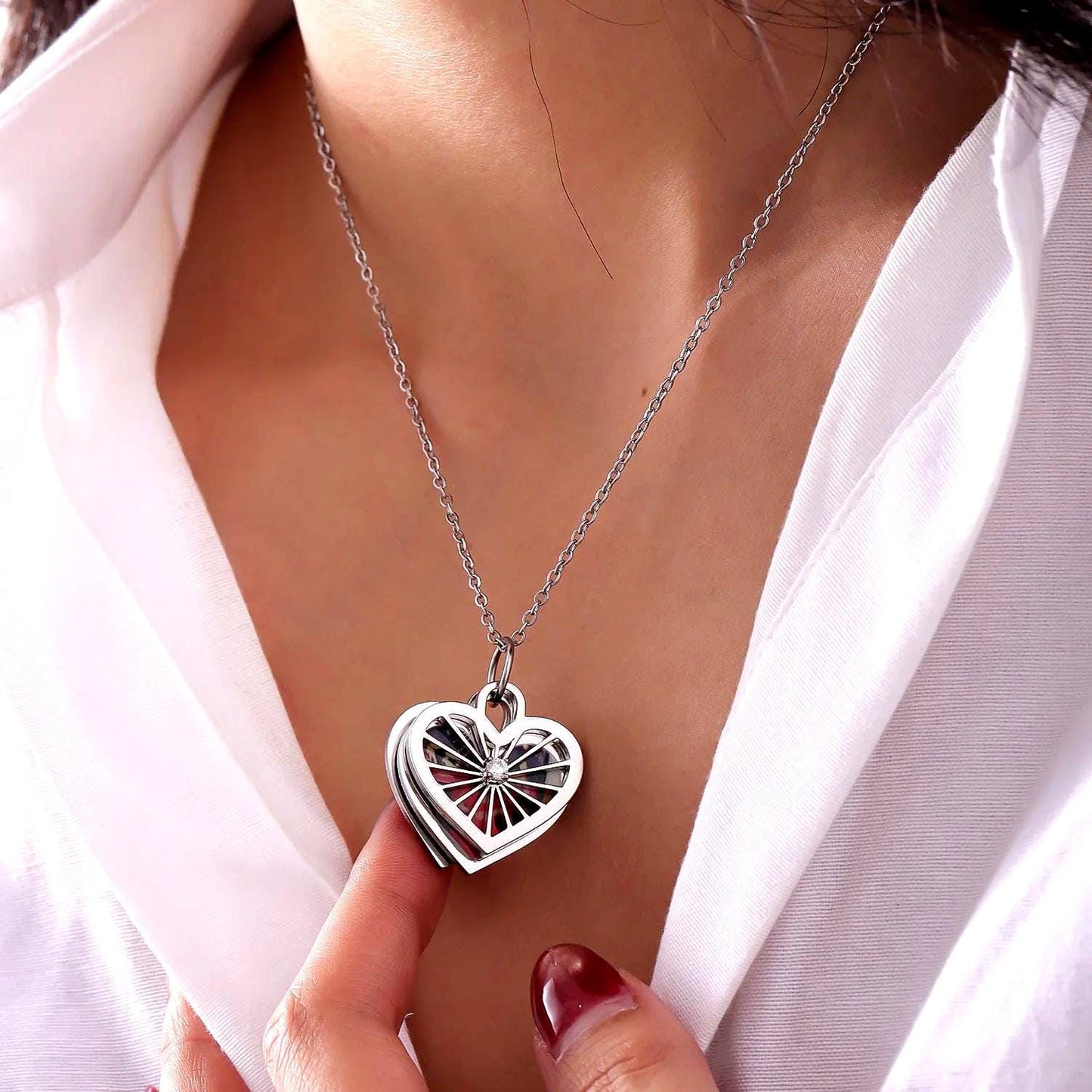 Heart Shaped Photo Locket Necklace: Stainless Steel Pendant with 13 Layered Pictures