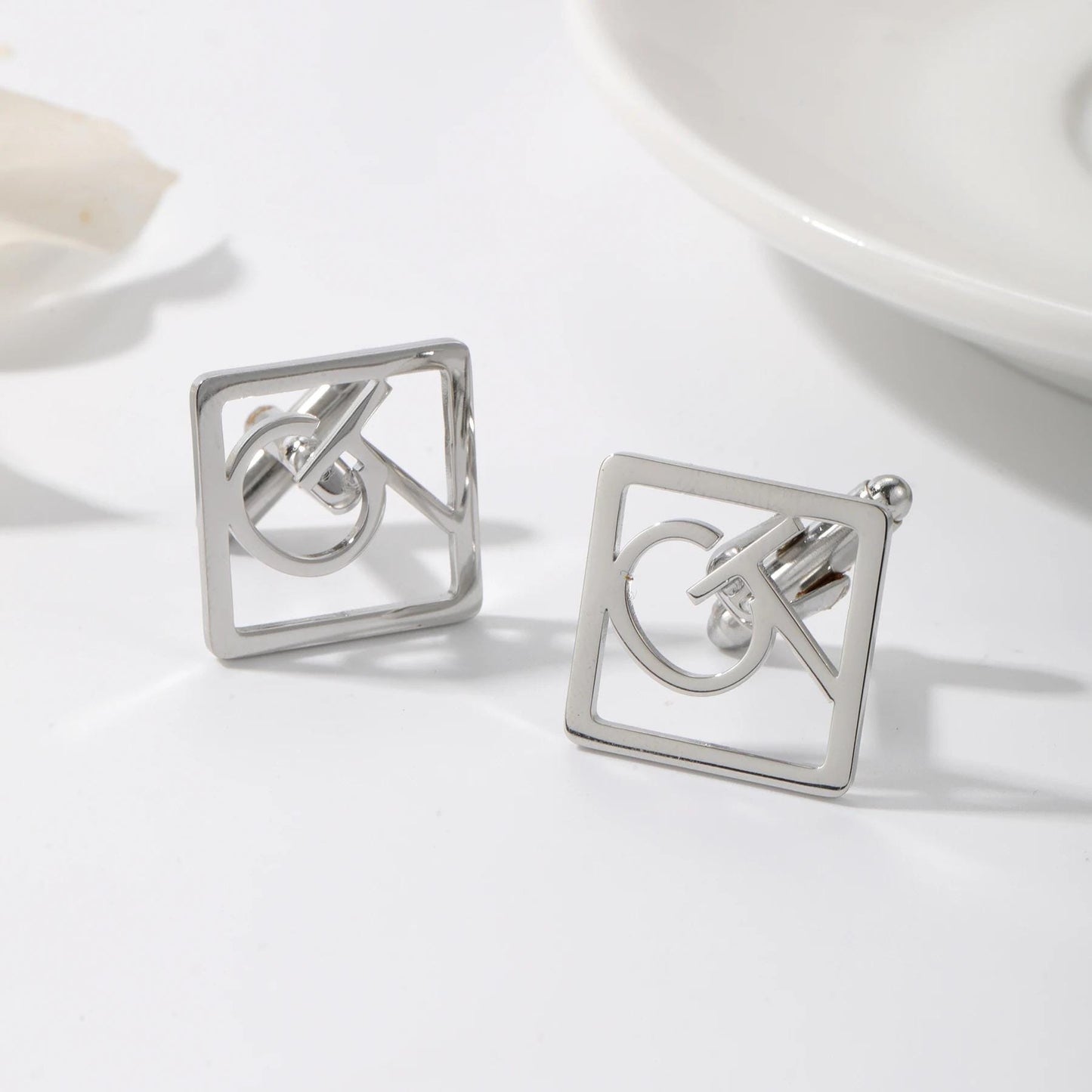 Personalized Square Monogram Cufflinks: Interlocking Initial Cuff Links for Men
